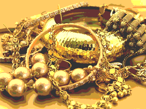 Gold price fall India,