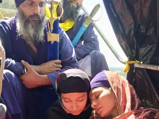 Barnala woman tank protest,