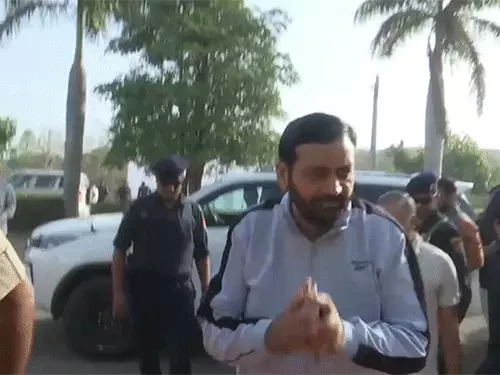 हरियाणा पुलिस भर्ती PMT में पहुंचे CM नायब सैनी, अभ्यर्थियों से बोले- भर्ती प्रक्रिया होगी पूरी तरह पारदर्शी