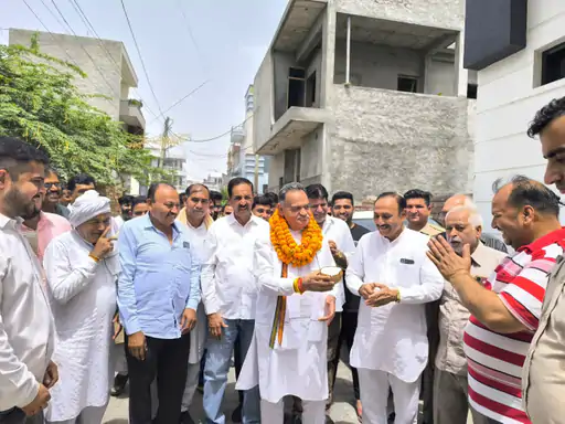 हांसी में 22 लाख की लागत से गली निर्माण शुरू: विधायक विनोद भयाना बोले- गुणवत्ता से नहीं होगा समझौता