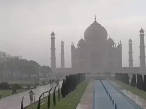 Agra rain news,