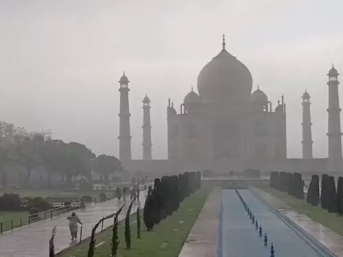 Agra rain news,