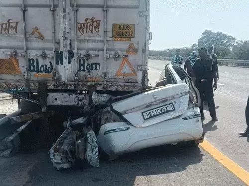Azamgarh road accident