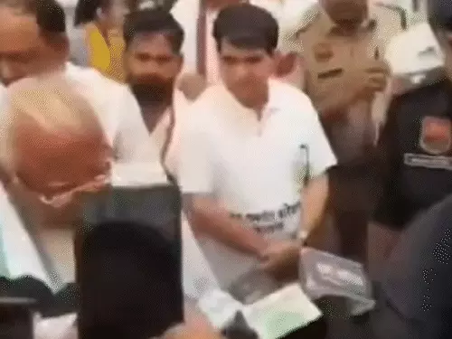पेट्रोल-डीजल महंगा होने पर अभय चौटाला का हमला, बोले- मोदी ने दाम घटाने का वादा किया था, अब आग लगा दी