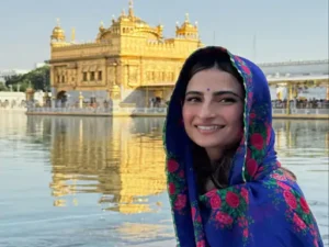 Palak Tiwari Golden Temple visit Amritsar gurudwara