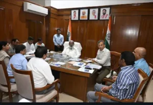 हरियाणा में आंधी-तूफान से 13,277 बिजली खंभे क्षतिग्रस्त, अनिल विज ने युद्धस्तर पर बहाली के दिए निर्देश
