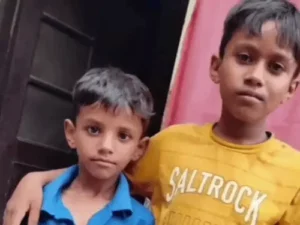 करनाल में दर्दनाक हादसा: कार का दरवाजा खुलते ही बाइक टकराई, 2 सगे भाइयों की मौत; मां और मामा घायल
