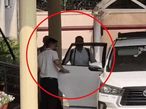 हरियाणा के IAS अधिकारी 3 दिन के CBI रिमांड पर, पंचायत विभाग का सुपरिंटेंडेंट भी साथ; संपत्तियों को लेकर जांच तेज