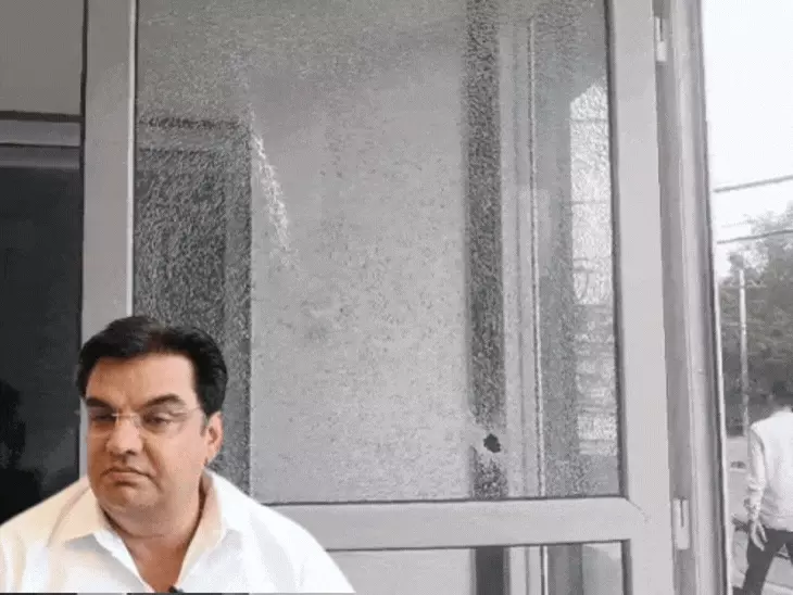 रोहतक में कांग्रेस विधायक के कार्यालय पर ताबड़तोड़ फायरिंग, थाने के सामने चली गोलियां; इलाके में दहशत