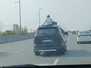 दिल्ली-चंडीगढ़ नेशनल हाईवे पर चलती स्कॉर्पियो की छत पर स्टंट, VIDEO वायरल
