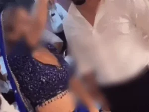 हरियाणवी डांसर का आपत्तिजनक VIDEO वायरल, युवक पर नोट लगाकर किया डांस; सोशल मीडिया पर छिड़ी बहस