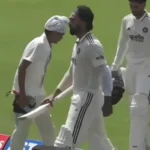 फैन ने छुए शुभमन गिल के पैर, BCCI स्टाफ ने बांटी कोल्ड ड्रिंक्स; IND vs AFG टेस्ट के पहले दिन दिखे खास नजारे