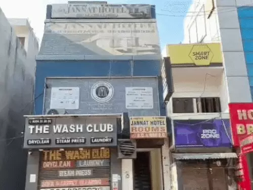 सोनीपत में युवती की संदिग्ध मौत, बॉयफ्रेंड से विवाद के बाद होटल में जहर खाने की आशंका