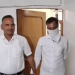 करनाल में DC कार्यालय का क्लर्क रिश्वत लेते रंगे हाथ गिरफ्तार, आर्म्स लाइसेंस के नाम पर मांगे थे ₹20 हजार