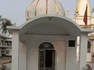चंडीगढ़ में श्री प्रणामी मंदिर का चोरी हुआ दानपात्र मिला, कैश गायब; पुजारी बोले- मेहनत का रास्ता चुनो