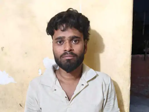 पानीपत में चोरी की बाइक समेत युवक गिरफ्तार, नंबर प्लेट तोड़कर चला रहा था वाहन