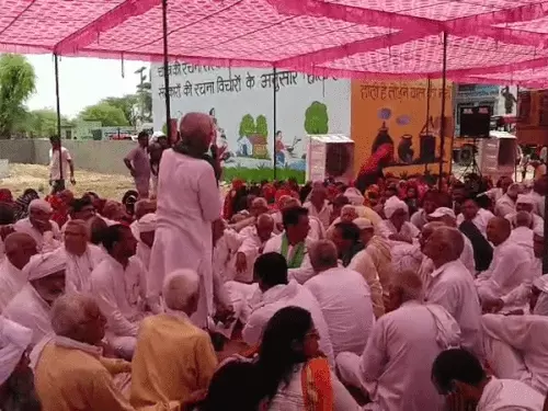 मनीषा डेथ केस को लेकर ढाणी लक्ष्मण में महापंचायत, खाप प्रतिनिधि और सामाजिक संगठन जुटे