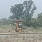 रोहतक HSIIDC से मिट्टी चोरी का VIDEO वायरल, सीनियर मैनेजर पर मिलीभगत के आरोप
