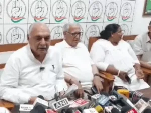 रोहतक में पूर्व CM का भाजपा सरकार पर हमला, बोले- हरियाणा में नौकरियां बेची जा रही हैं