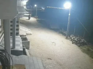 पानीपत में घर में घुसकर ज्वेलरी और मोबाइल चोरी, 11 सदस्य सोते रहे; CCTV में कैद हुए बदमाश