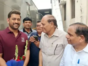 बहादुरगढ़ पहुंचे कैप्टन कूल महेंद्र सिंह धोनी, एशियन फुटवियर के कार्यक्रम में लिया हिस्सा; उद्योग और व्यापार पर हुई चर्चा