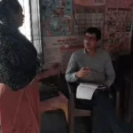 करनाल SDM की सरकारी स्कूल में अचानक एंट्री: लेट पहुंचे शिक्षकों पर सख्ती, हाजिरी रजिस्टर जांचा; बच्चों से भी पूछे सवाल