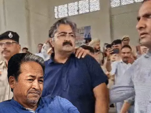 जंतर-मंतर जा रहे कोचिंग संचालक को पुलिस ने रोका: सोनीपत स्टेशन पर नेताओं को हिरासत में लेने का आरोप, विजेता दहिया बोले- डरता नहीं