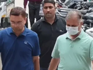 CBI रिमांड के दौरान IAS डागर की तबीयत बिगड़ी, छाती में दर्द की शिकायत; 14 दिन की न्यायिक हिरासत में भेजे गए