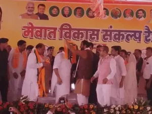 कांग्रेस विधायक के बेटे भाजपा में शामिल: नूंह में CM नायब सैनी ने पहनाया पटका, बोले- कहें तो पिता आज ही दे देंगे इस्तीफा