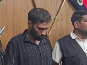 गुरुग्राम में ₹40 लाख की ड्रग्स के साथ पायलट गिरफ्तार, लग्जरी कार में छिपाकर लाया था नशा; नोएडा की पॉश सोसाइटी में रहता था