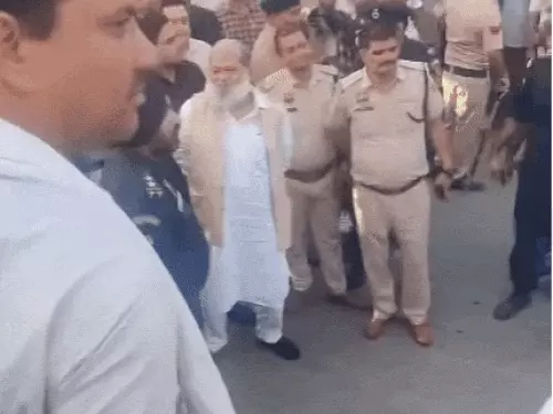 कैबिनेट मंत्री अनिल विज ने खुद लगवाए ‘मुर्दाबाद’ के नारे, VIDEO: बोले- ‘एक बार दोबारा लगाओ, मजा आ रहा’; गाड़ी छोड़ पैदल चले