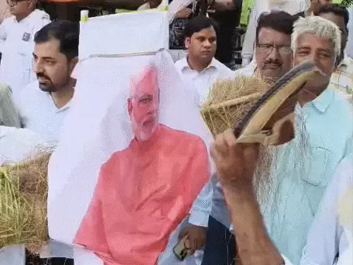 हरियाणा में कांग्रेस का प्रदर्शन: PM मोदी के पुतले पर विरोध, यमुनानगर में जलाया; भिवानी में पुलिस से धक्का-मुक्की, हिसार में गुटबाजी भी दिखी