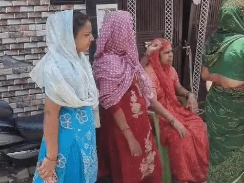 रेवाड़ी गैस ब्लास्ट: बेटी के बाद पिता ने भी तोड़ा दम, 3 घायल दिल्ली में भर्ती; गैस कंपनी पर FIR दर्ज