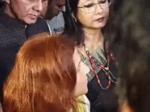 गुरुग्राम में सोनम वांगचुक से मिलने पहुंचे 15 सांसदों को पुलिस ने रोका: मेडिकल टीम से हेल्थ अपडेट ली, VIDEO जारी कर अनशन खत्म करने की शर्त बताई