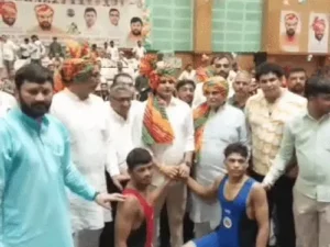 रोहतक में खेल मंत्री का कांग्रेस पर हमला: बोले- राम मंदिर चंदा चोरी करने वालों को शर्म आनी चाहिए