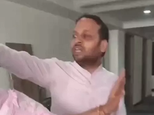 पानीपत में कारोबारी दंपती और मेड के बीच विवाद: ₹24 हजार गायब होने पर बंधक बनाने का आरोप, थाने में हंगामा
