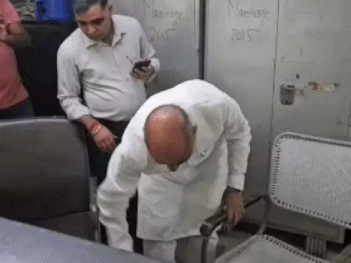 हिसार-रोहतक के स्कूलों को बम से उड़ाने की धमकी: कमिश्नर को ई-मेल, स्कूल खाली कराए; पुलिस और बम स्क्वॉड तैनात