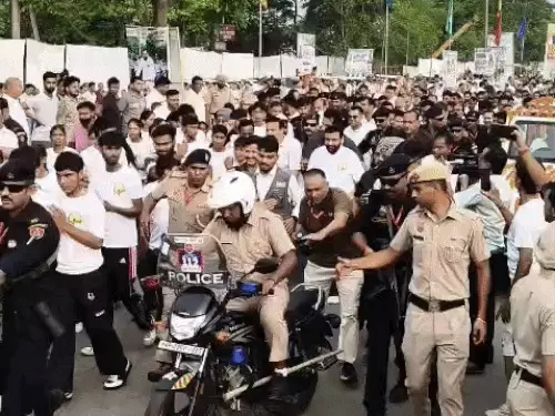 हरियाणा में ₹1 लाख की रेस में उमड़े हजारों खिलाड़ी: मोहित और भारती बने विजेता, 75 वर्षीय बुजुर्ग ने भी लगाई दौड़; CM सैनी भी जीप से उतरकर दौड़े