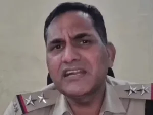 यमुनानगर में गैस एजेंसी कर्मचारी बनकर घर में घुसा ठग, बुजुर्ग के इलाज के बहाने जेवर ठगने की कोशिश नाकाम