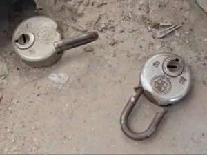 झज्जर में मेडिकल स्टोर का शटर उखाड़कर चोरी: गल्ले से नकदी ले गए चोर, दुकानदारों ने मांगी रात्रि गश्त बढ़ाने की मांग