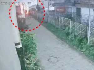 वीरता पुरस्कार के लिए नरेश का नाम भेजेगी करनाल पुलिस: पूर्व सैनिक ने 70 श्रद्धालुओं को बचाते गंवाई जान, कैंटर ड्राइवर पर केस