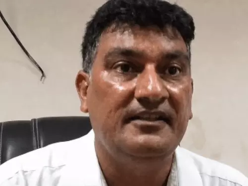 हरियाणा में मार्केटिंग इंफोर्समेंट ऑफिसर सस्पेंड: जंतर-मंतर प्रदर्शन के समर्थन की शिकायत पर कार्रवाई, पहले सोनाली फोगाट से जुड़े विवाद में भी रहे थे चर्चा में