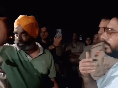 सिरसा में तहसीलदार और वकीलों में बहस: ‘जूते मारने’ की बात पर बिगड़ा मामला, शेड खाली कराने पहुंची टीम; JCB रोकी