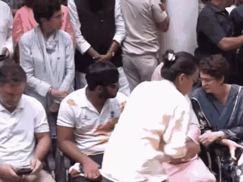 पैलेट गन से आंख की रोशनी गंवाने वाला साहिल हरियाणा का: सोनीपत में जन्म, परिवार अब दिल्ली में; राहुल के साथ 6 घंटे धरने पर बैठे