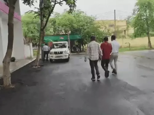 रेवाड़ी में ₹10 हजार रिश्वत लेते पटवारी गिरफ्तार: जमीन का रिकॉर्ड ठीक करने और इंतकाल दर्ज करने के नाम पर मांगी थी घूस, ACB की कार्रवाई