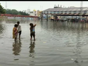 इसराना में बारिश से जल निकासी ठप: पुरानी अनाज मंडी और स्कूल के पास भरा पानी, लोगों की बढ़ी परेशानी