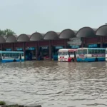 हांसी में बारिश से जलभराव: मुख्य बस स्टैंड समेत कई इलाके डूबे, GT रोड पर रोडवेज बसें रोकनी पड़ीं