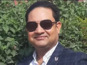 पानीपत में कार से 2 मोबाइल चोरी: लालबत्ती चौक पर जाम के दौरान वारदात, वाहनों के रुकते ही चोरों ने बनाया निशाना