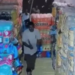 पानीपत में कपड़ा गोदाम पर 10-12 युवकों का हमला, VIDEO: चाकू-गंडासी से वार, तोड़फोड़ के बाद कैश लूटा