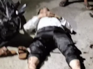 नारनौल में व्यापारी पर लाठी-डंडों से हमला: बाइक सवार युवकों ने घेरकर पीटा, दोनों पैरों में गंभीर चोटें